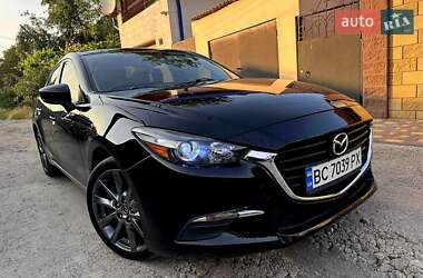 Седан Mazda 3 2018 в Днепре