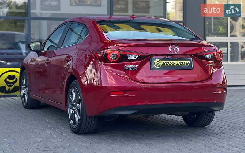 Седан Mazda 3 2017 в Ивано-Франковске