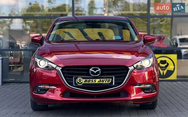 Седан Mazda 3 2017 в Ивано-Франковске