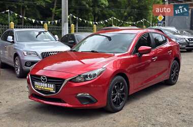 Седан Mazda 3 2014 в Львове