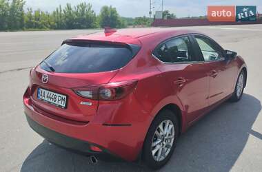 Хэтчбек Mazda 3 2016 в 
