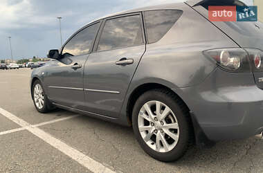 Хэтчбек Mazda 3 2007 в 