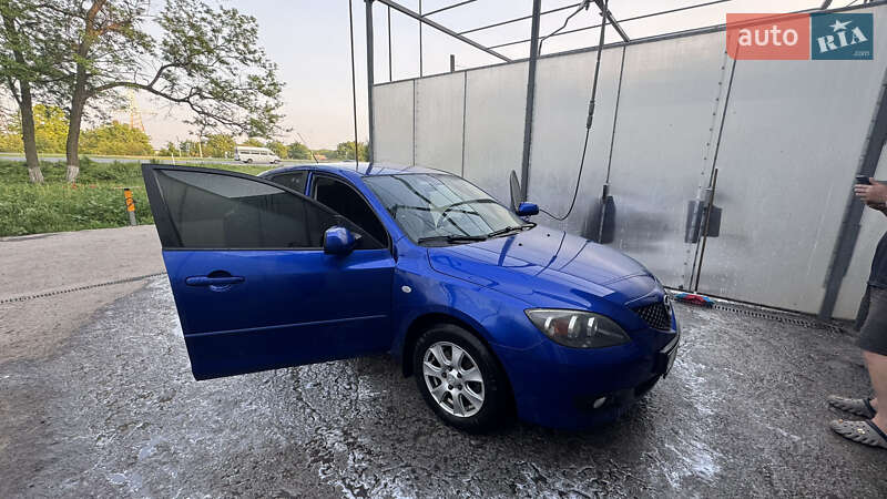 Хетчбек Mazda 3 2006 в Дніпрі
