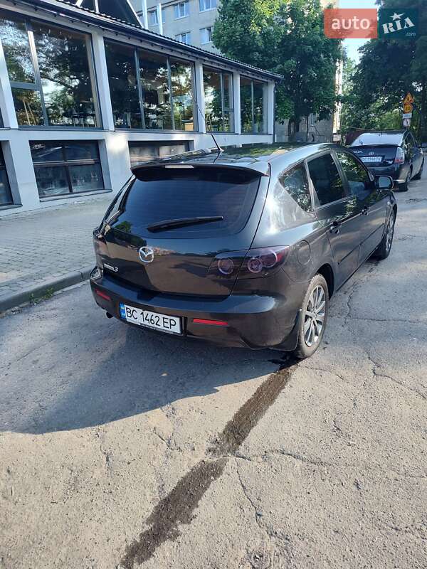 Хэтчбек Mazda 3 2008 в Львове