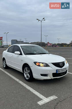 Седан Mazda 3 2005 в 