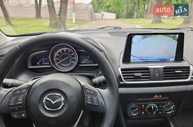 Седан Mazda 3 2014 в 