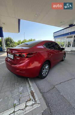 Седан Mazda 3 2015 в 