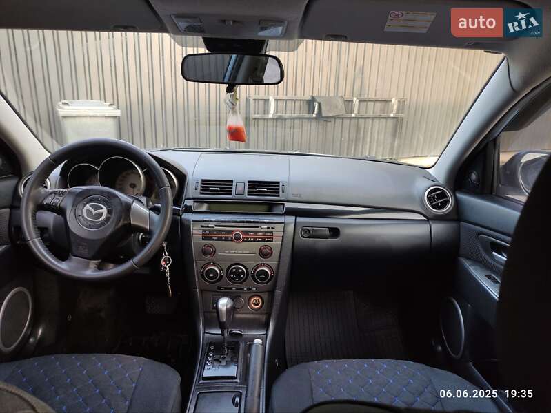 Седан Mazda 3 2007 в Первомайске