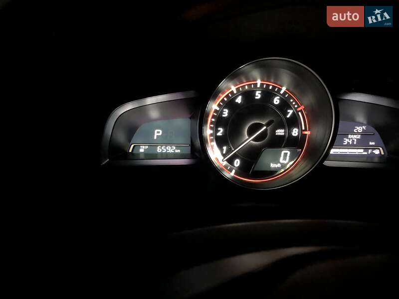 Седан Mazda 3 2014 в Днепре