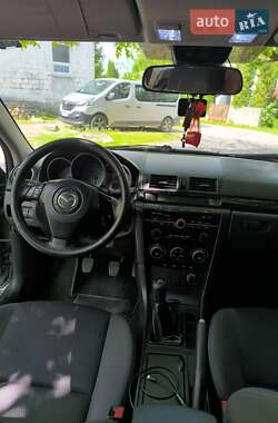 Хэтчбек Mazda 3 2008 в 