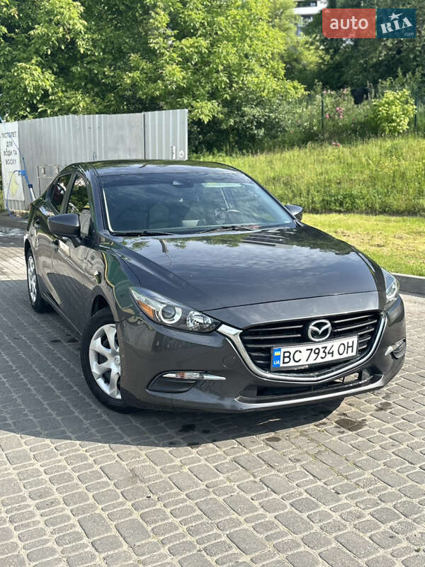 Седан Mazda 3 2017 в Львове