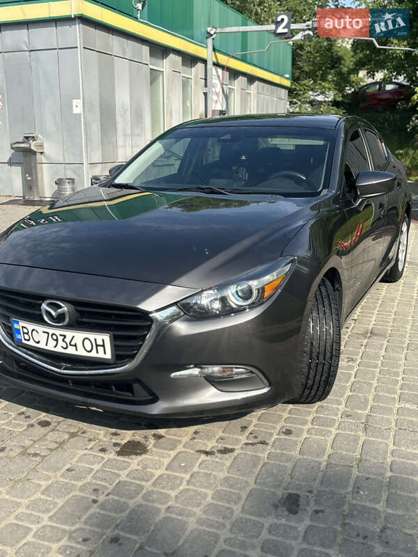 Седан Mazda 3 2017 в Львове