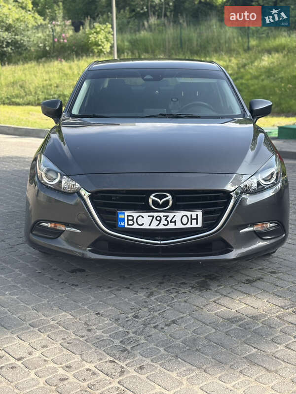 Седан Mazda 3 2017 в Львове