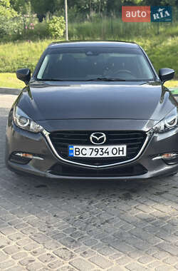 Седан Mazda 3 2017 в 
