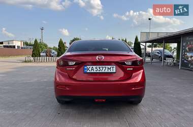 Седан Mazda 3 2016 в 