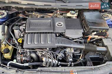 Хэтчбек Mazda 3 2005 в 