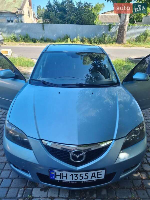 Седан Mazda 3 2007 в 
