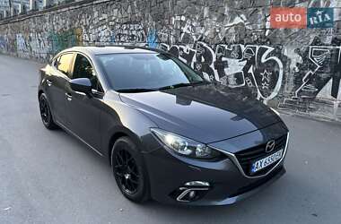 Седан Mazda 3 2015 в 