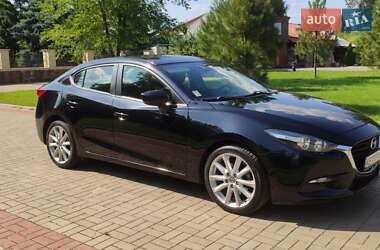 Седан Mazda 3 2016 в 