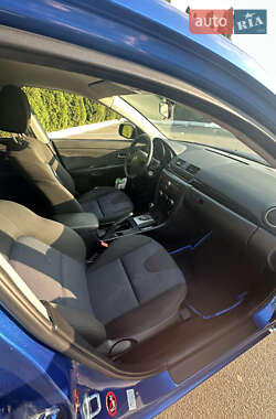 Хэтчбек Mazda 3 2003 в 