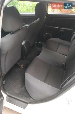 Хэтчбек Mazda 3 2008 в 
