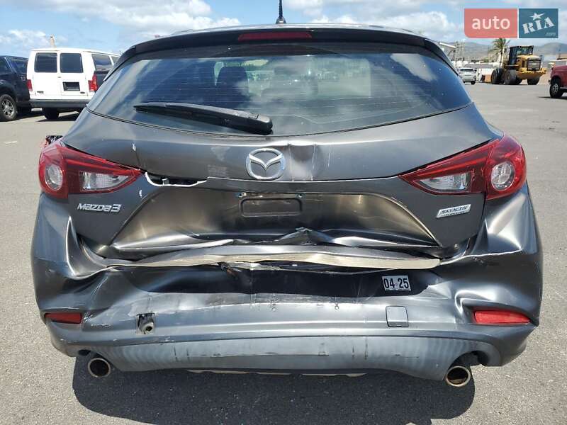 Хэтчбек Mazda 3 2017 в Львове