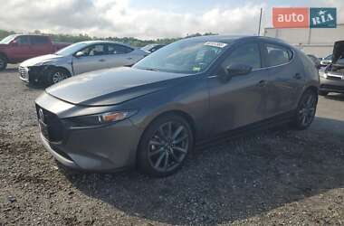 Mazda 3 2019