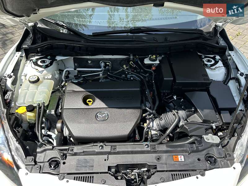 Хетчбек Mazda 3 2011 в Луцьку