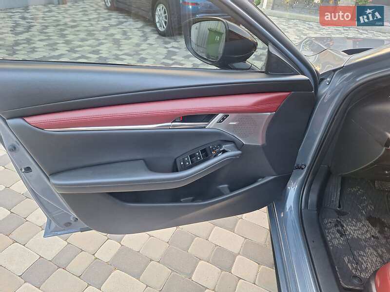 Хэтчбек Mazda 3 2021 в Черкассах
