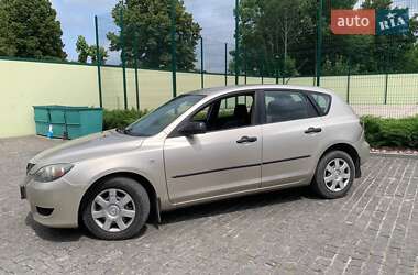 Хэтчбек Mazda 3 2005 в Коростышеве