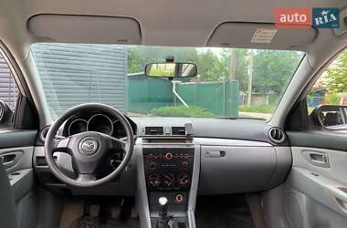 Хэтчбек Mazda 3 2005 в Коростышеве