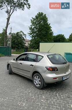 Хэтчбек Mazda 3 2005 в Коростышеве