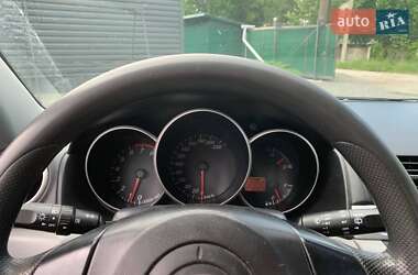 Хэтчбек Mazda 3 2005 в Коростышеве