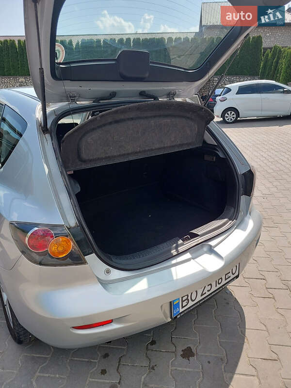 Хэтчбек Mazda 3 2006 в Тернополе