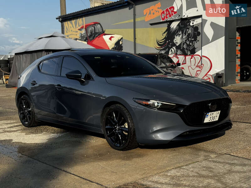 Mazda 3 2021