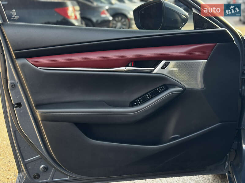 Хетчбек Mazda 3 2021 в Житомирі