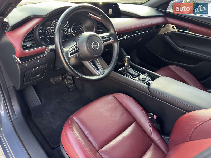 Хетчбек Mazda 3 2021 в Житомирі