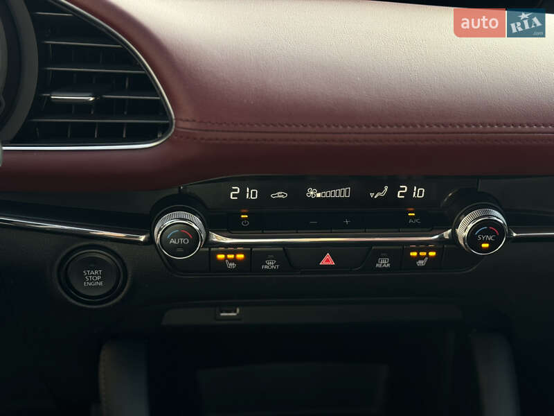 Хетчбек Mazda 3 2021 в Житомирі