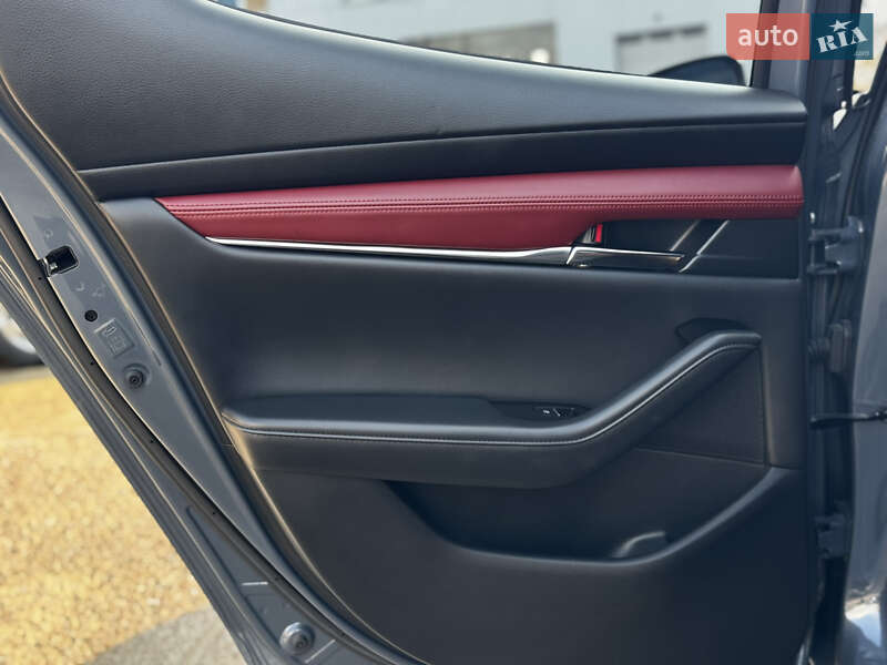 Хетчбек Mazda 3 2021 в Житомирі