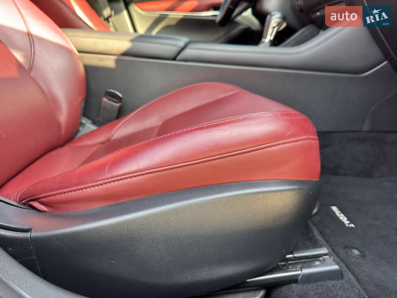 Хетчбек Mazda 3 2021 в Житомирі