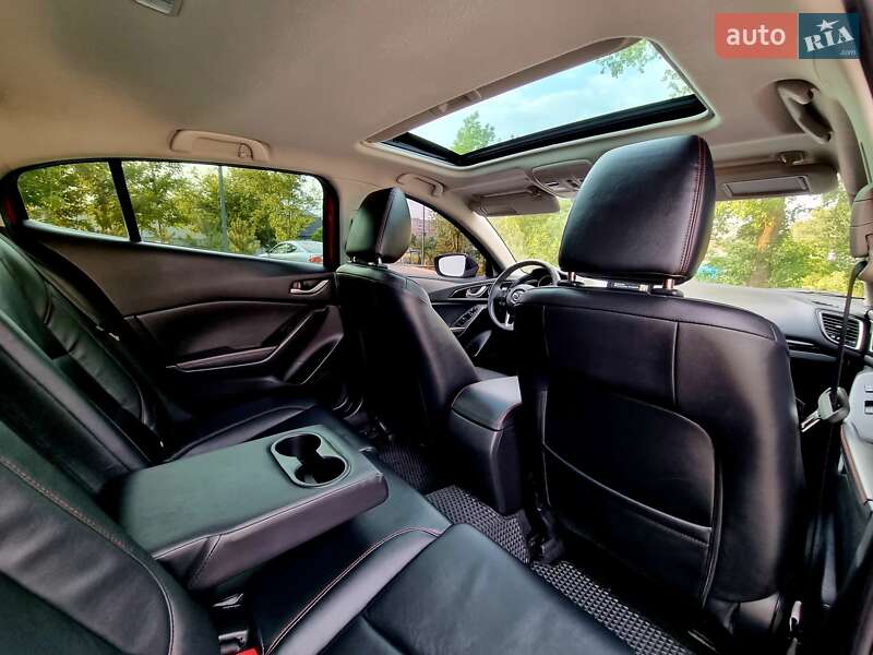 Седан Mazda 3 2013 в Кропивницком