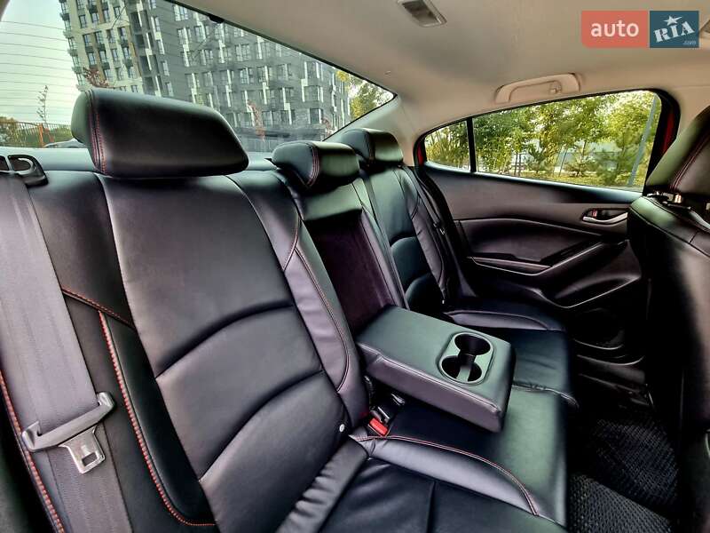 Седан Mazda 3 2013 в Кропивницком