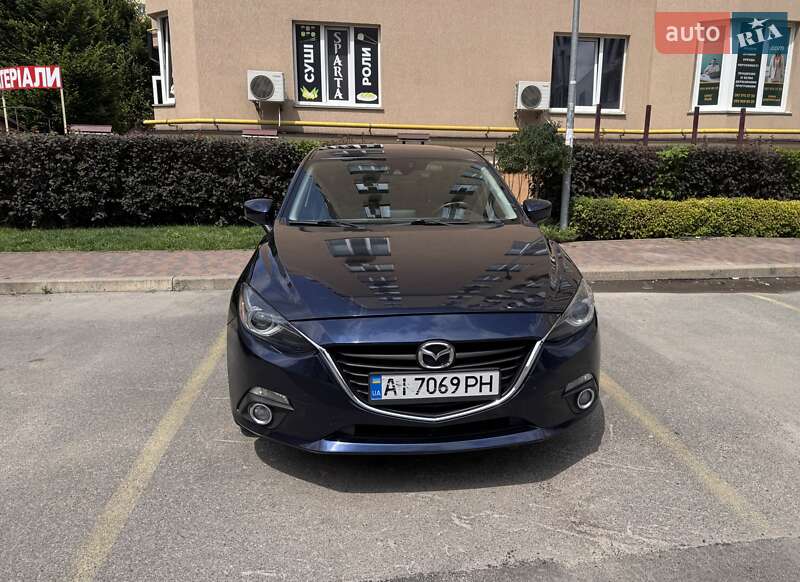 Седан Mazda 3 2015 в Софіївській Борщагівці