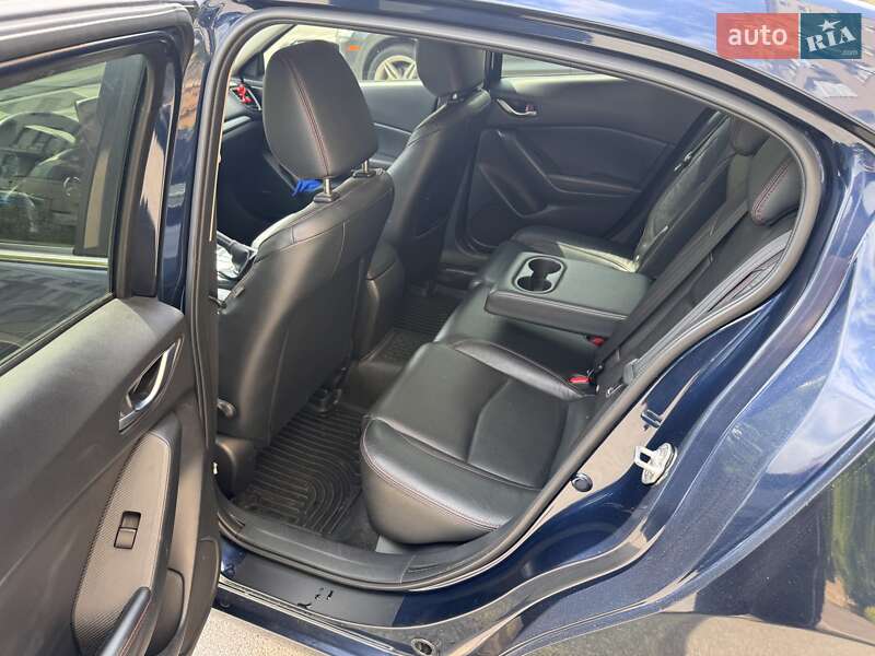 Седан Mazda 3 2015 в Киеве фото 7 Седан Mazda 3 2015 в Киеве