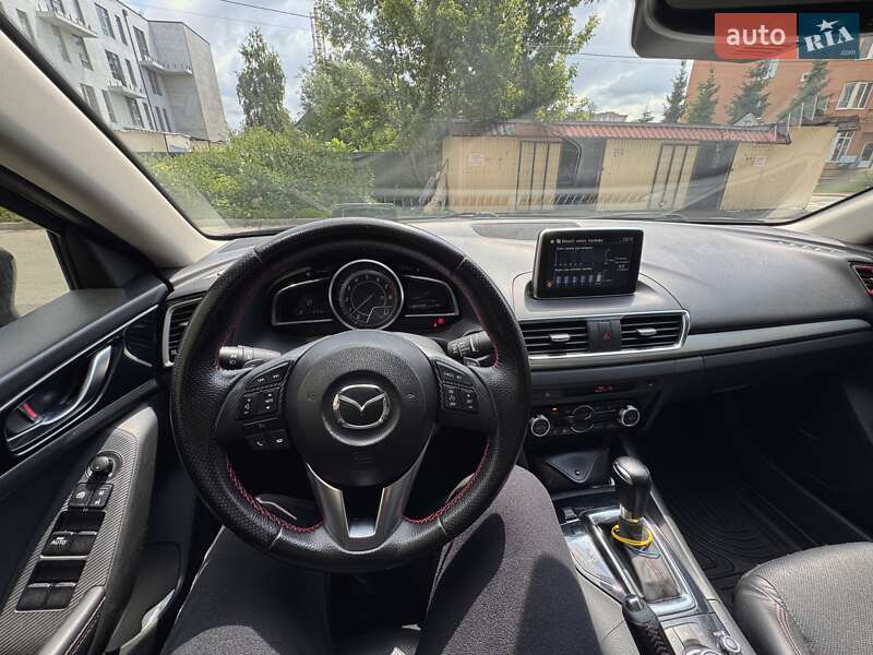 Седан Mazda 3 2015 в Софіївській Борщагівці