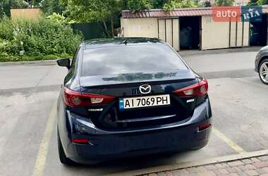 Седан Mazda 3 2015 в 