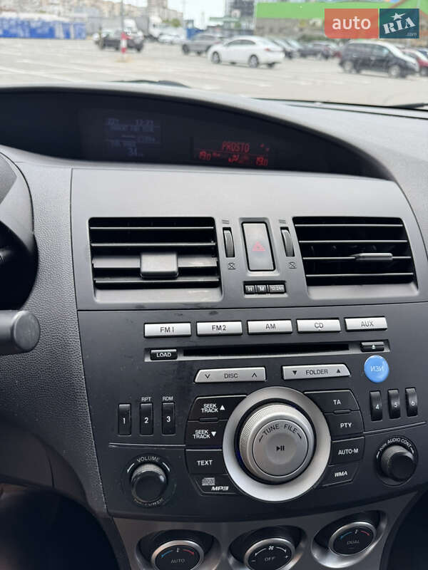 Седан Mazda 3 2011 в Одесі