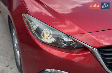 Седан Mazda 3 2013 в 