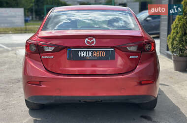 Седан Mazda 3 2013 в 