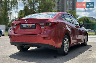Седан Mazda 3 2013 в 